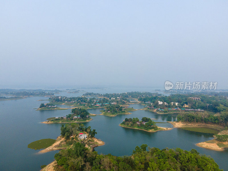 孟加拉国的旅游业。兰加马提鸟瞰图。Rangamati Kaptai湖的地标